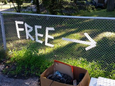 Beverly Free Box; Credit: Pixabay